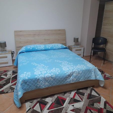 Casa Vacanze A 2 Minuti Dal Mare Авола Екстер'єр фото